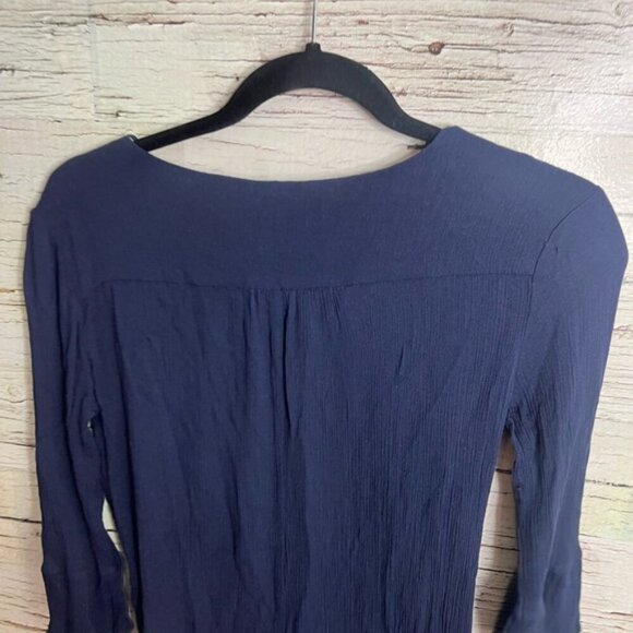 Molly Bracken Navy Blouse with Lace Detail size xs - Picture 5 of 7